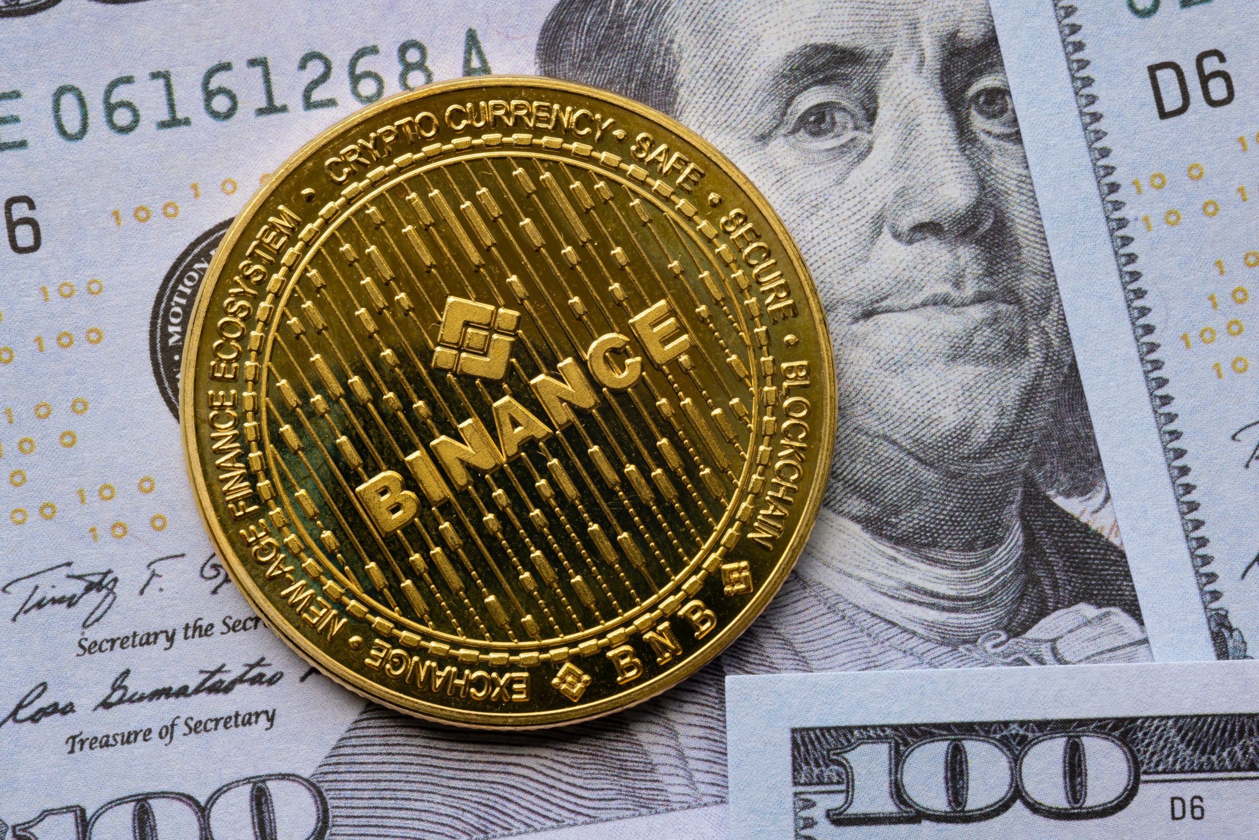 Withdrawals from Binance and Coinbase Surge After SEC Unveils Latest Crypto Lawsuits