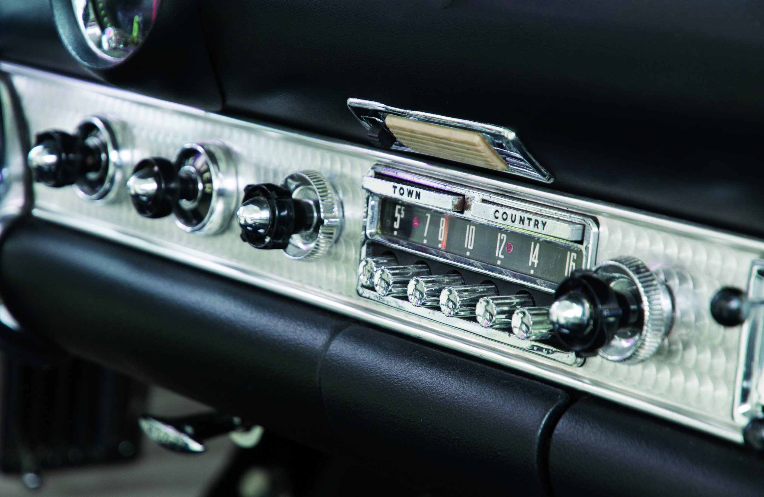 Radio in dashboard of vintage car